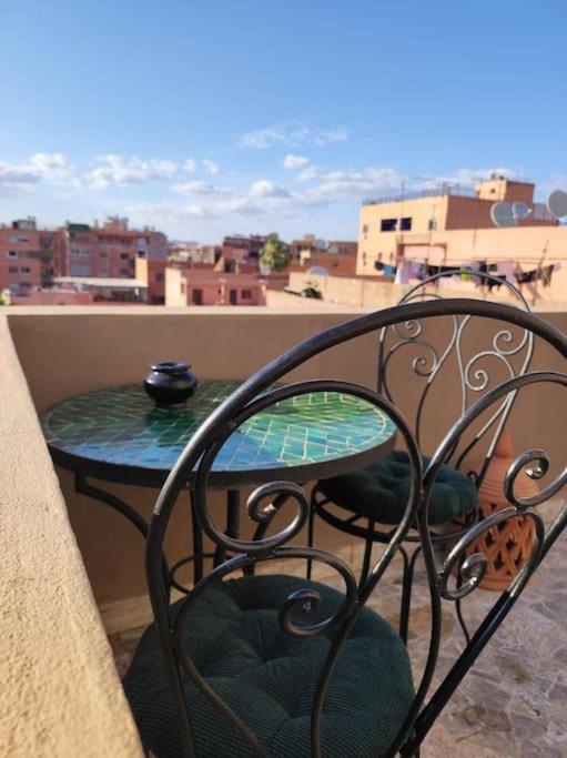 Appartement Plein Centre Marrakech, Grand Balcon Filant à Marrakesh Extérieur photo